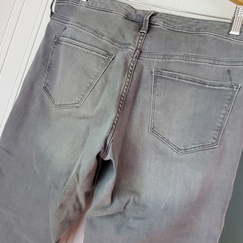 Mossimo Skinny Mid Rise Jeans - Picture 5 of 5